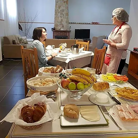 بيت ضيافة Casa Dos Tios 4*