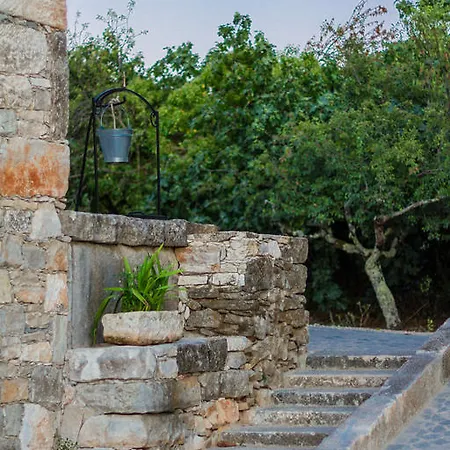 בית הארחה Casa Dos Tios 4*