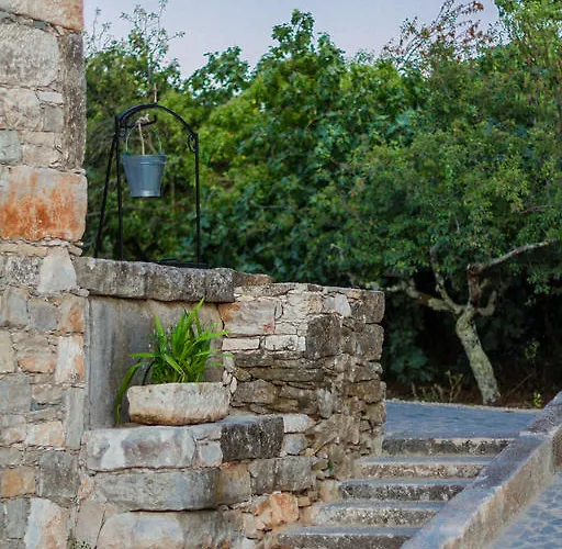 ゲストハウス Casa Dos Tios 4*