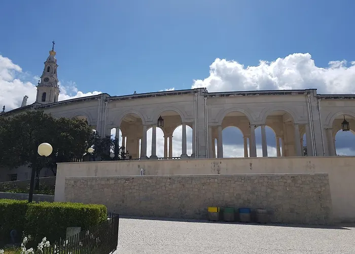 ゲストハウス Casa Dos Tios 4*