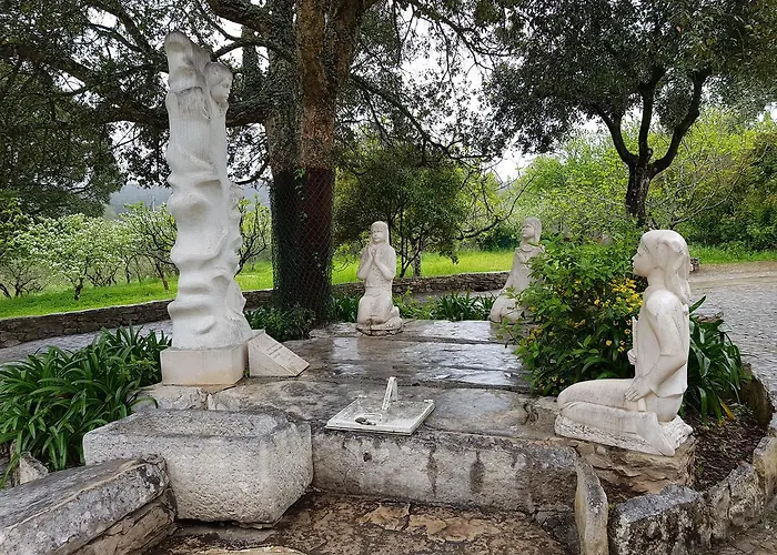 ゲストハウス Casa Dos Tios 4*